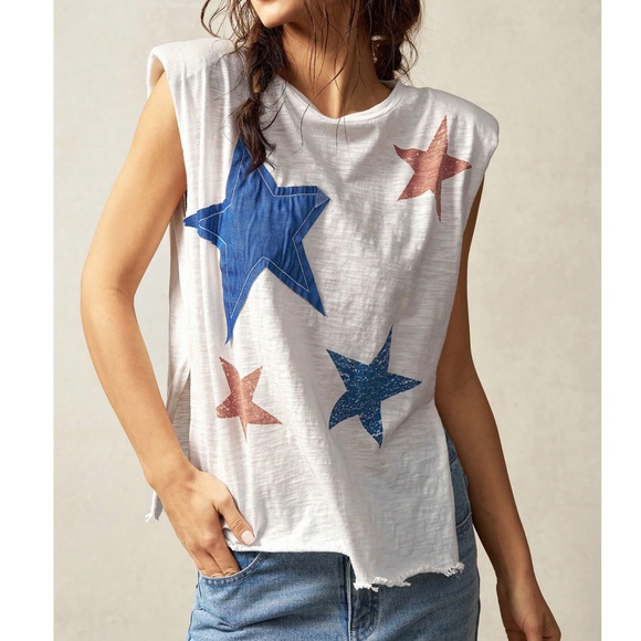 Star print Patch Loose Fit Frayed Hem Tank Top - Picture 2 of 8
